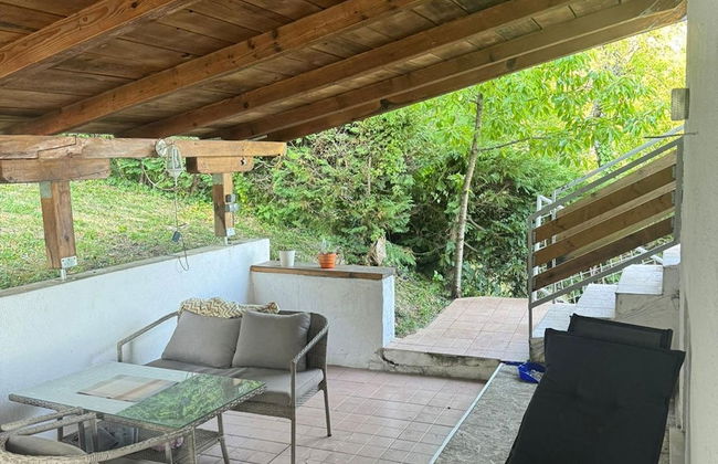 Plesivica Hillside Holiday Home With Hot -tub - Foto 7