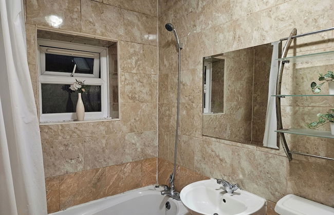 Mitcham Junction - 2 Bed Apartment - Sleeps 6 - Foto 6