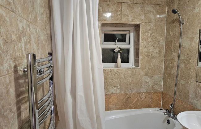 Mitcham Junction - 2 Bed Apartment - Sleeps 6 - Foto 7
