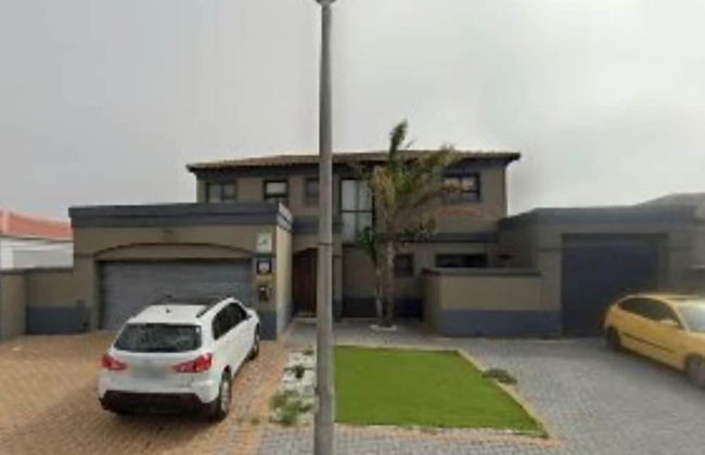 HERMISERVE PTY LTD - Foto 1