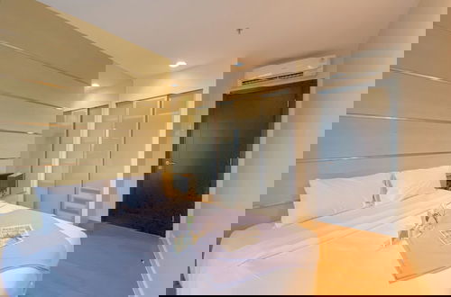 Foto 7 - Comfortable 2BR with Office Room at Somerset Berlian Kebayoran Lama Apartment