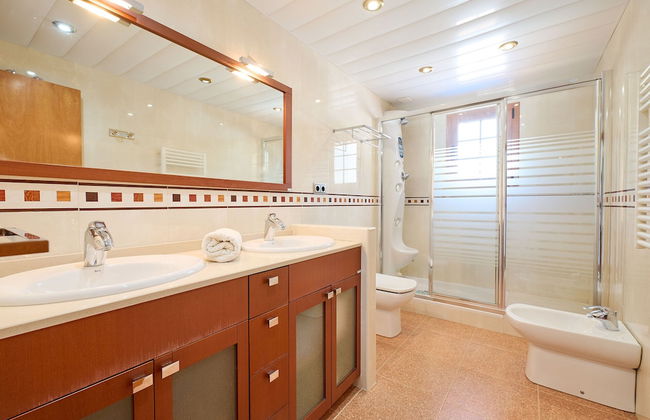 Marina in Blanes With 6 Bedrooms and 4 Bathrooms - Foto 14