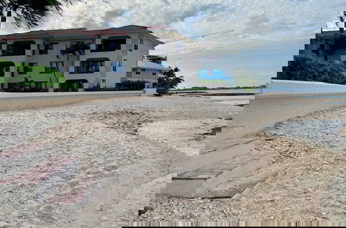 Photo 22 - Oceanfront Condo on Seven Mile Beach