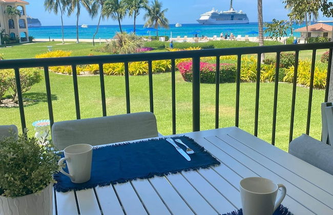 Oceanfront Condo on Seven Mile Beach - Foto 32