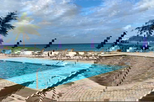 Photo 2 - Oceanfront Condo on Seven Mile Beach