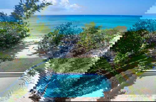 Photo 3 - Seabreeze 8 - Luxury 4-bedroom on Seven Mile Beach