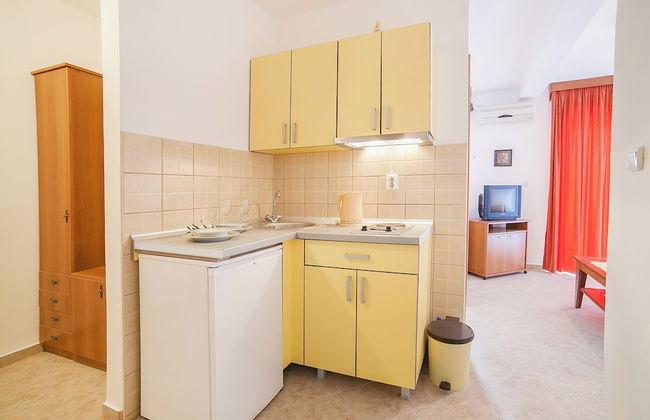 Ivan Apartmani - Photo 23