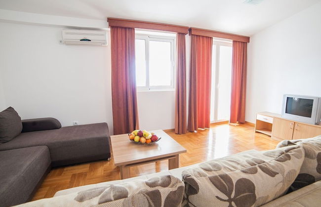 Ivan Apartmani - Photo 8