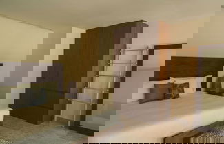 Foto 2 - Beautiful Jungle Loft With Rooftop Pool and Gym