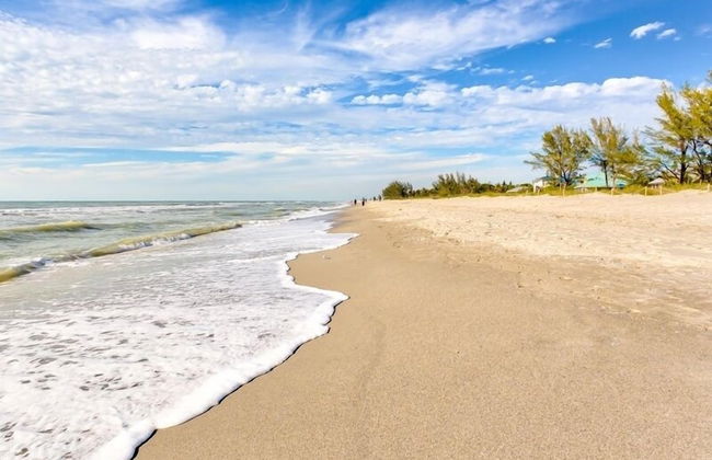 Bird Of Paradise 4 Bedroom Home by RedAwning - Photo 27