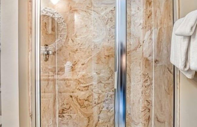 Bird Of Paradise 4 Bedroom Home by RedAwning - Photo 12