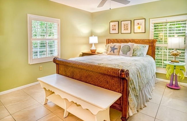 Bird Of Paradise 4 Bedroom Home by RedAwning - Photo 2