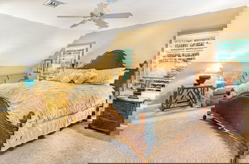 Foto 6 - Bird Of Paradise 4 Bedroom Home by RedAwning