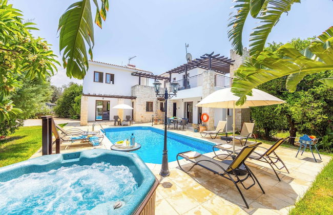 Villa Ay Kyriaki - Photo 23