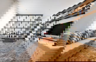 Foto 2 - Rivol1 · Design Studio Next to Rivoli Theatre