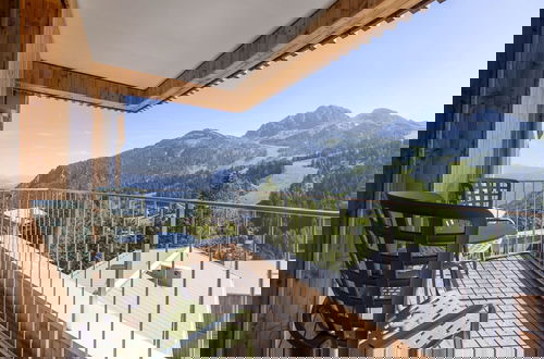 Photo 15 - Amazing Lodge With Balcony