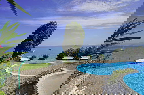 Foto 2 - Specchio sul Lago