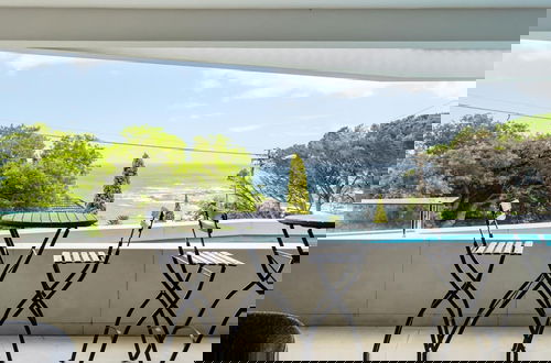 Foto 4 - 4BR Camps Bay Villa w Pool and Garden Casa Meya