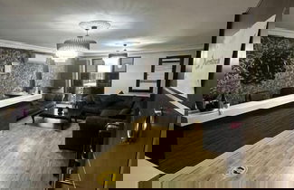 Foto 1 - Overland Residence