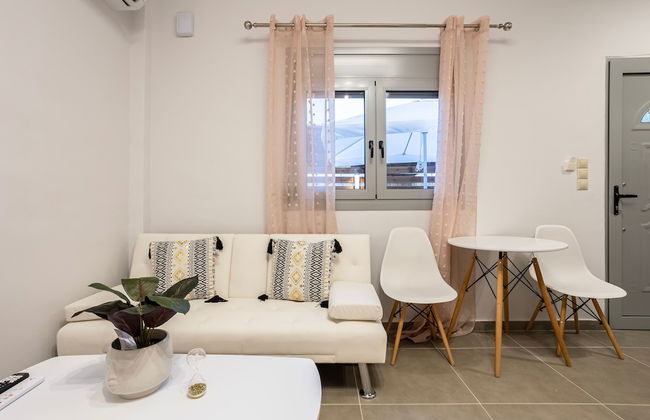 Filiatra Welcoming Hideaway - A Cozy Urban Escape - Foto 11