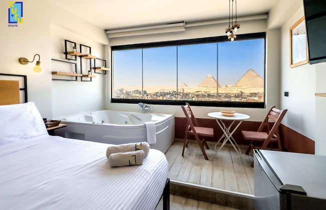 Xuru Stays I Jacuzzi Studios @ The Pyramids - Foto 48
