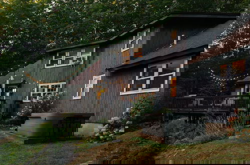 Foto 43 - Forest Mountain Escape: Beautiful Mountaintop Escape In Mendon, Vt. 20 Min To Killington/14 To Pico. 4 Bedroom Home