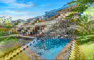 Foto 1 - Beachside Villa: 2BR Private Pool & Breakfast