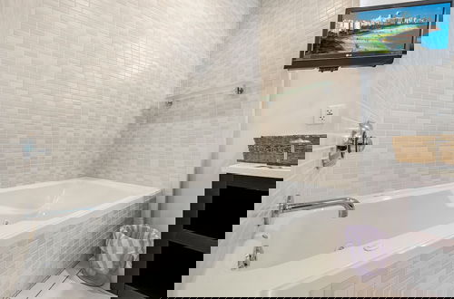Foto 46 - Exclusive Doral Stay W Luxury Amenities