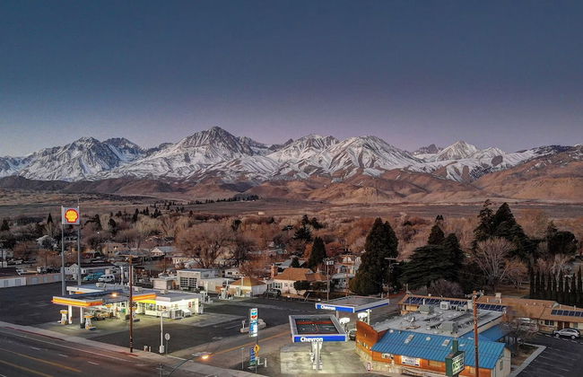 The Palisades Lodge of Big Pine - Foto 1