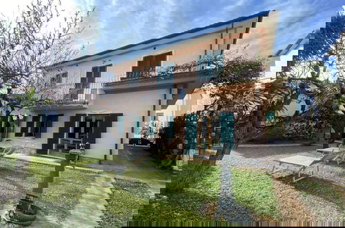 Photo 1 - Apartment in Villa With Garden-rif Gioco
