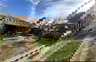 Photo 2 - Apartment in Villa With Garden-rif Gioco