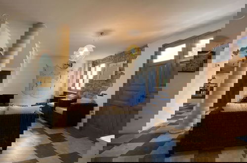 Photo 7 - Apartment in Villa With Garden-rif Gioco
