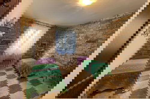 Photo 10 - Apartment in Villa With Garden-rif Gioco