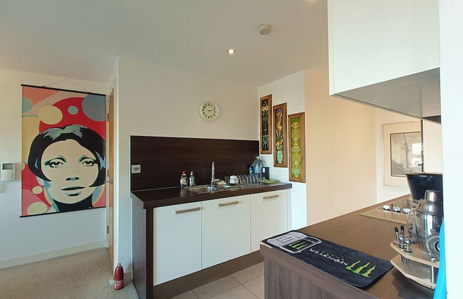 1 Bed Flat - Sleeps 5 - Pets - Garden - Parking - Foto 6