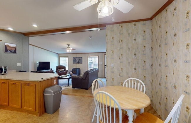 Whispering Pines Brought to you by GetAway Vacations - Foto 18