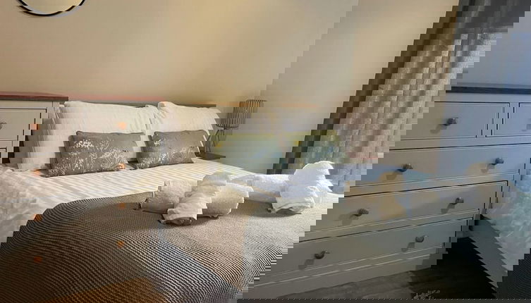 Photo 1 - Apt - Sleeps 5 - Short Walk To Attractions