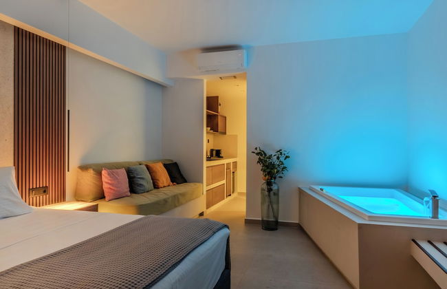 VENTUS Luxury Suites - Photo 6