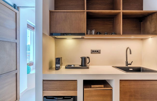 VENTUS Luxury Suites - Photo 18
