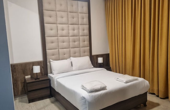 Charming Amman Apartment With Central Air-con & Street Parking - Photo 7