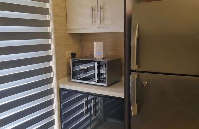 Charming Amman Apartment With Central Air-con & Street Parking - Photo 25