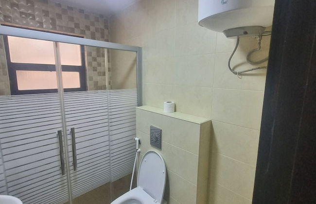 Charming Amman Apartment With Central Air-con & Street Parking - Photo 20