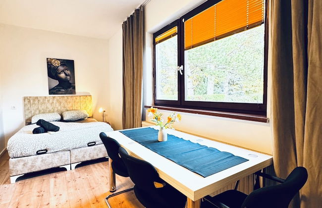 Cozy House Terrace &Garden Sleeps 34 - Foto 1