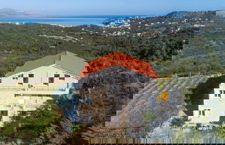 Foto 3 - Villa Konstantinos Hilltop Vineyard Escape