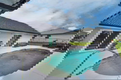 Foto 32 - Waterside Pool Paradise