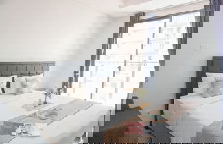 Foto 1 - Full Furnished And Homey Studio At Daan Mogot City Apartment