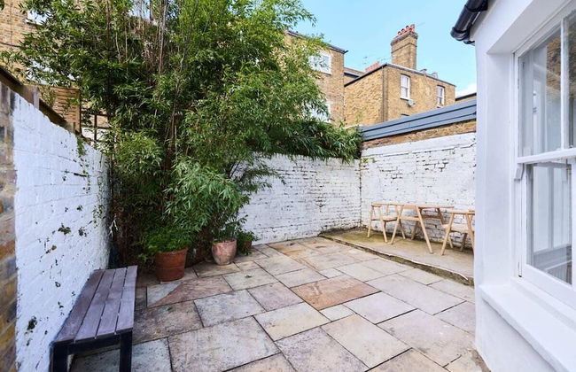 The Maida Hill Hideout - 2bdr Flat With Courtyard - Photo 13