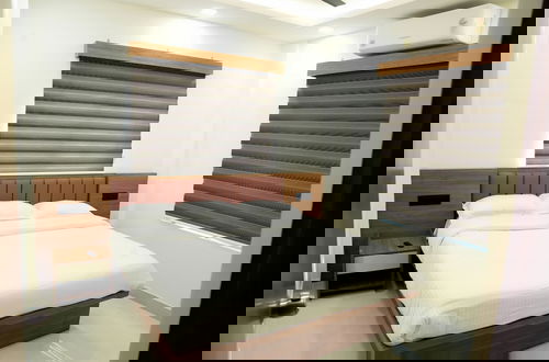 Foto 1 - Theeram Residency