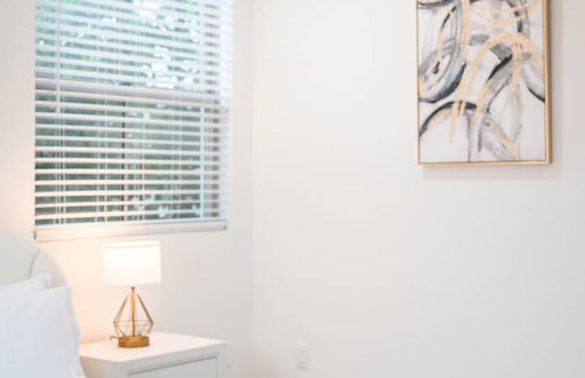 Not Affected by the Fire/modern 5BR Home With Parking, Near LA Attractions #4 - Foto 4