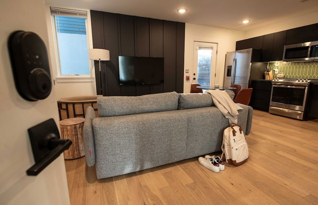 Sosuite 1BR Apt w Patio W D Sofabed - Foto 5