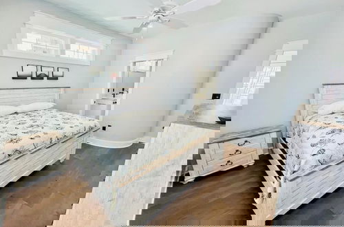 Foto 2 - Laurel Street 3
